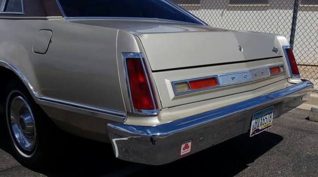 1978 champane Ford LTD II "incognito Thunderbird" Coupe