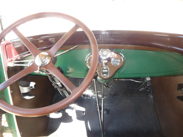 1928 Green- two tone Ford Model A 4-Door
