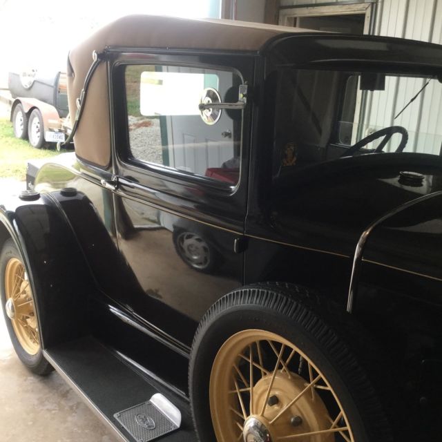 1931 Brown Ford Model A Coupe
