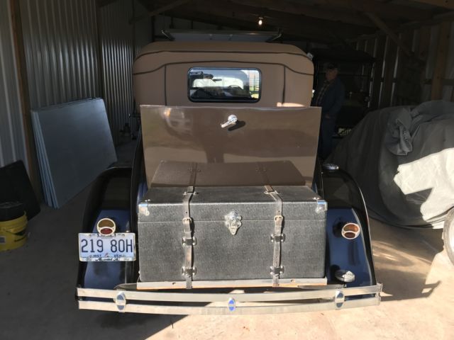 1931 Brown Ford Model A Coupe