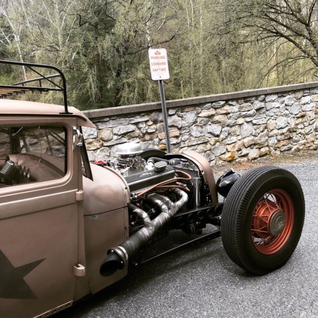 1929 Brown Ford Model A Coupe