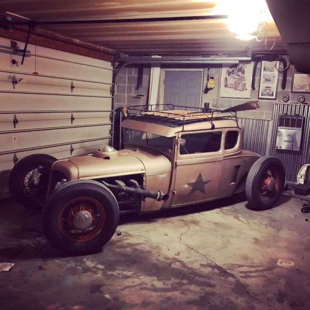 1929 Brown Ford Model A Coupe