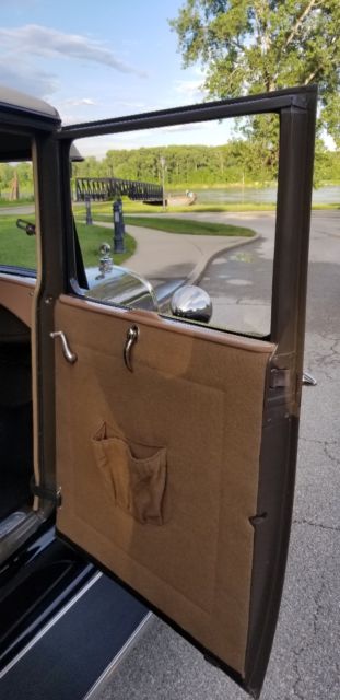 1929 Rose Beige-Seal Brown-Black-Orange Pinstriping Ford Model A Coupe