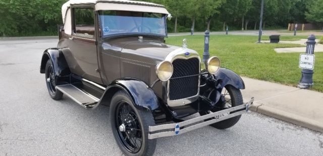 1929 Rose Beige-Seal Brown-Black-Orange Pinstriping Ford Model A Coupe