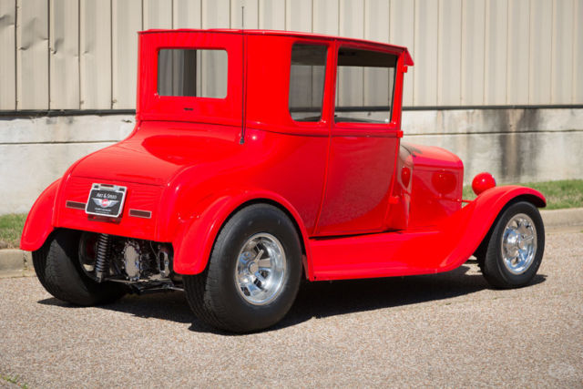 1927 Red Ford Model T Coupe