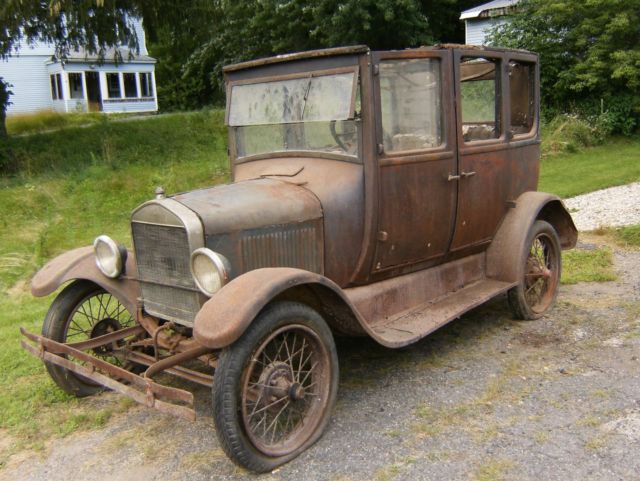 1926 Black Ford Model T Sedan