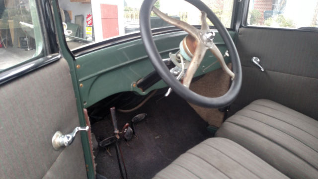 1927 Ford Model T Sedan