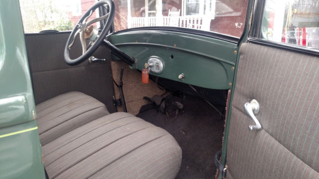 1927 Ford Model T Sedan