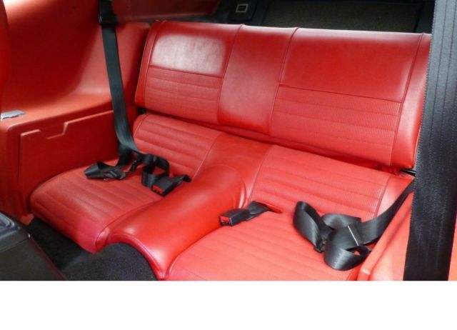 1971 Yellow Ford Mustang Coupe