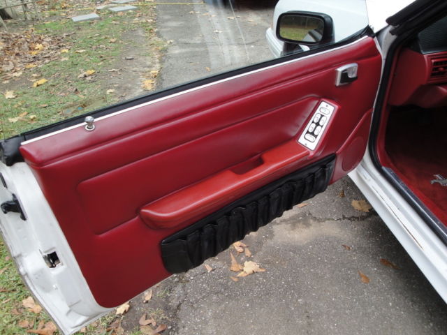 1991 White Ford Mustang Convertible