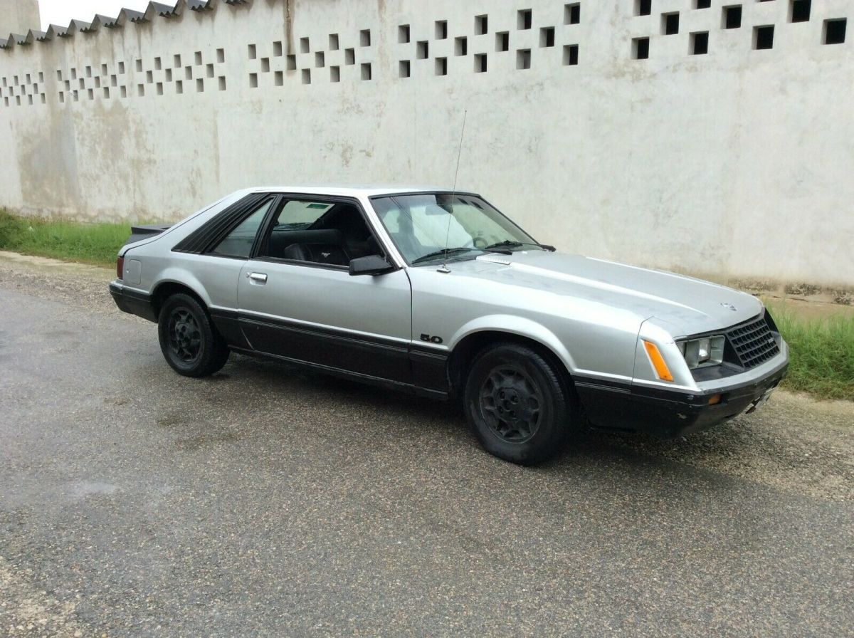 1979 Silver Ford Mustang Fastback