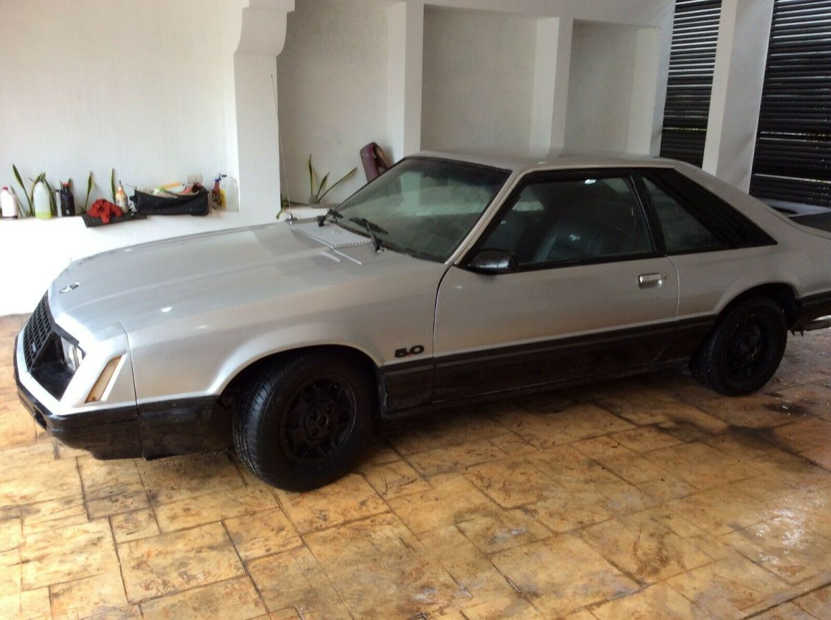 1979 Silver Ford Mustang Fastback