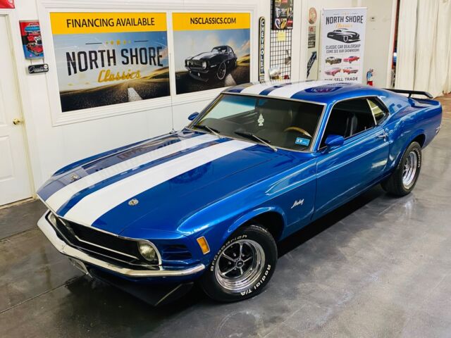 1970 Blue Ford Mustang 2 Door