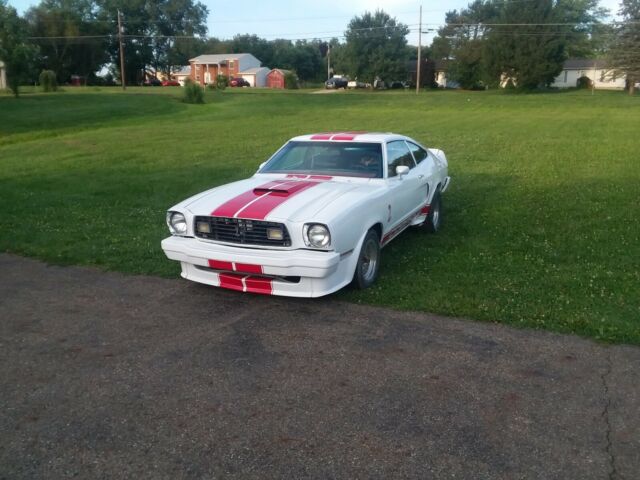1977 White Ford Mustang Hatchback