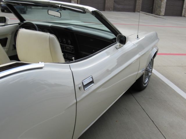 1973 White Ford Mustang Convertible