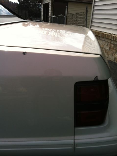1984 Rose peral white Ford Mustang Convertible