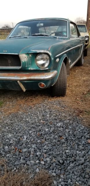 1965 Twilite Turquise Ford Mustang
