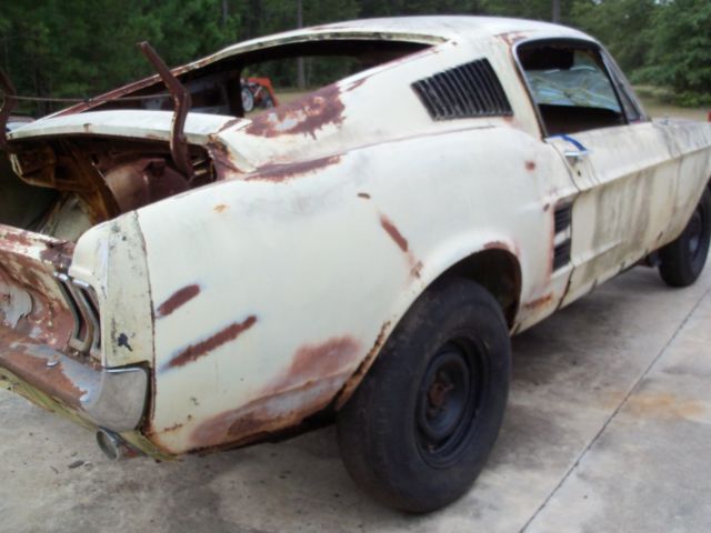 1967 YELLOW Ford Mustang Fastback