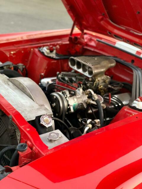 1969 White/Red Ford Mustang Fastback