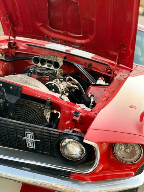 1969 White/Red Ford Mustang Fastback