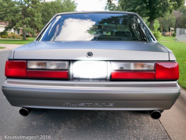 1989 Gray Ford Mustang Coupe