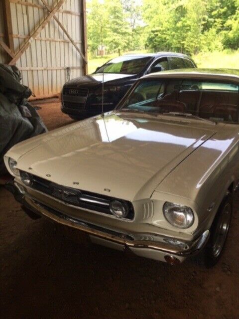 1966 White Ford Mustang Coupe