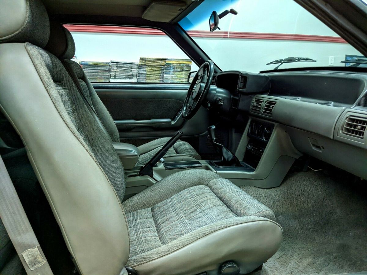 1988 Black Ford Mustang Coupe