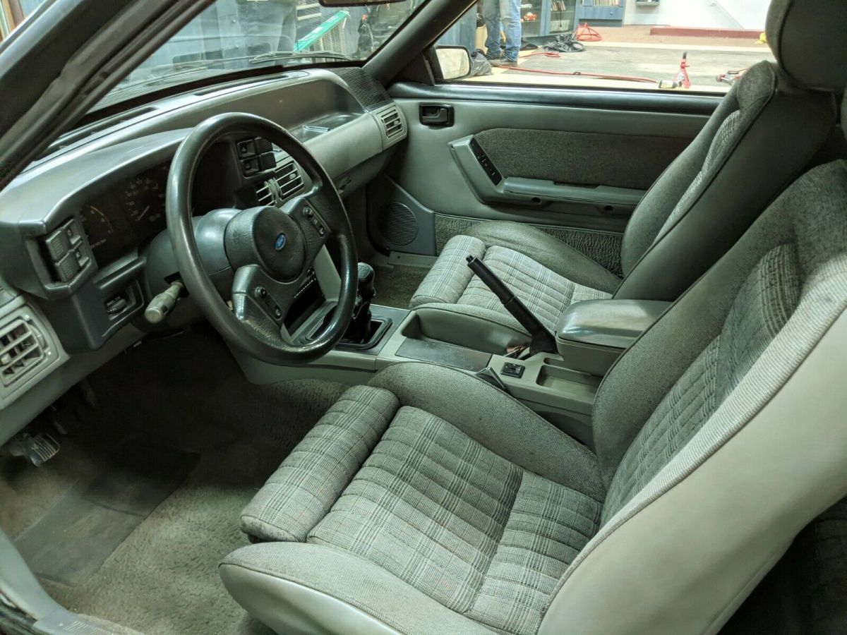 1988 Black Ford Mustang Coupe