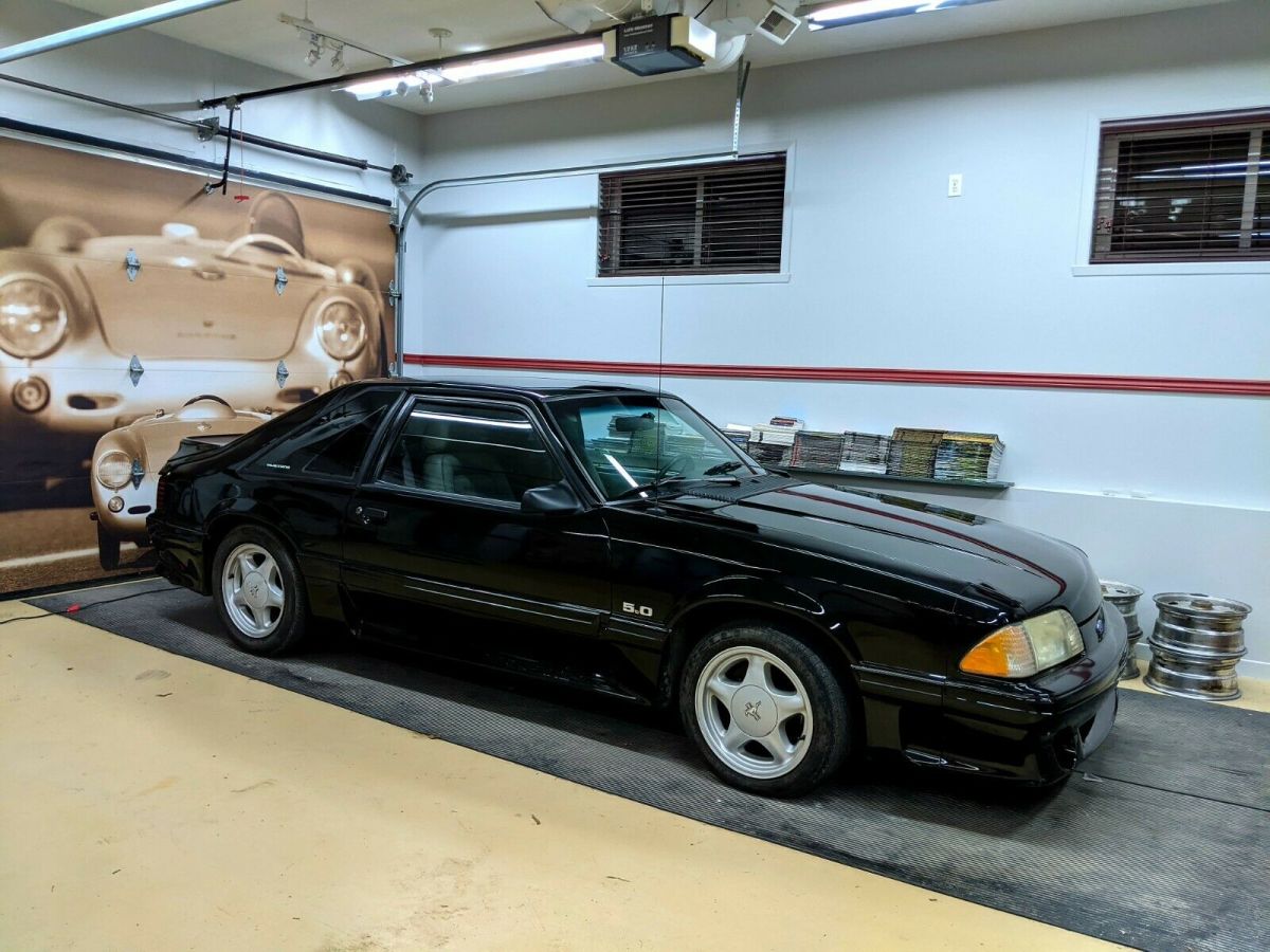 1988 Black Ford Mustang Coupe