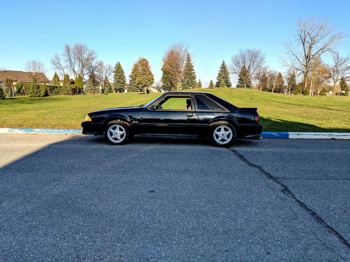 1988 Black Ford Mustang Coupe