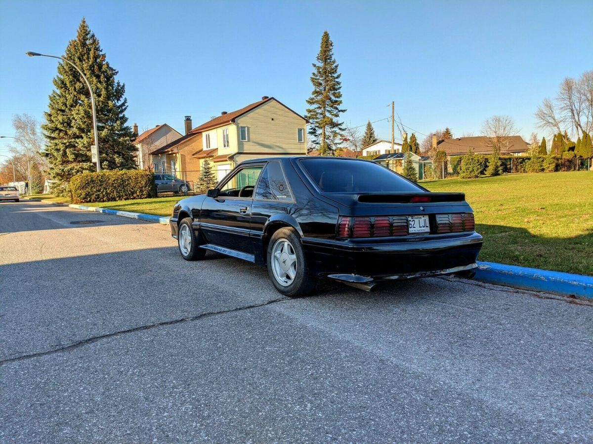 1988 Black Ford Mustang Coupe
