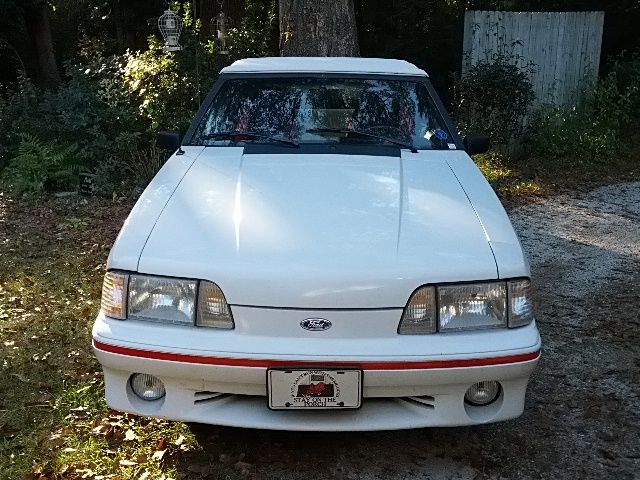 1989 White Ford Mustang Convertible