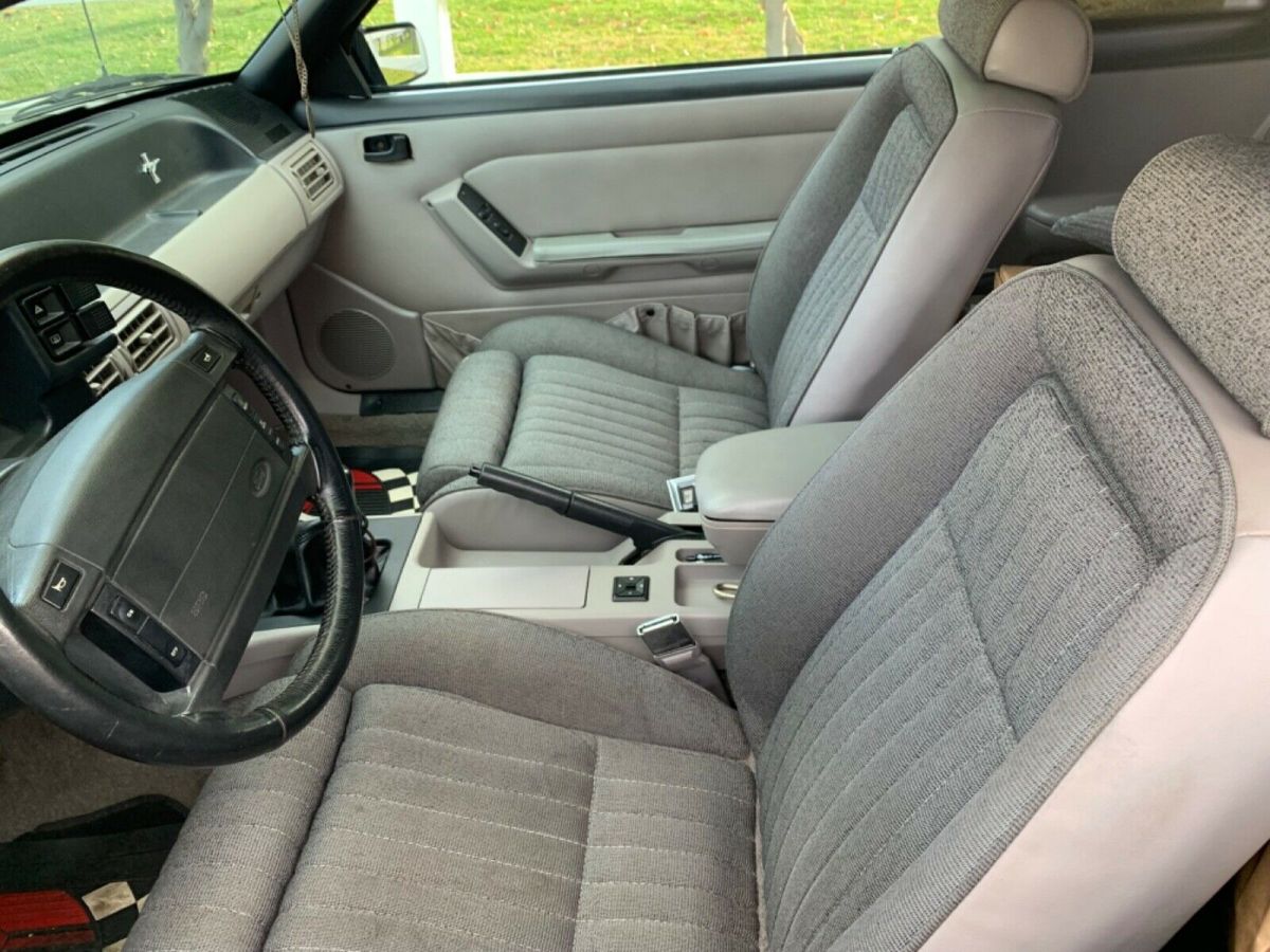 1991 Ford Mustang Fastback