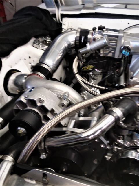 1993 White Ford Mustang Coupe