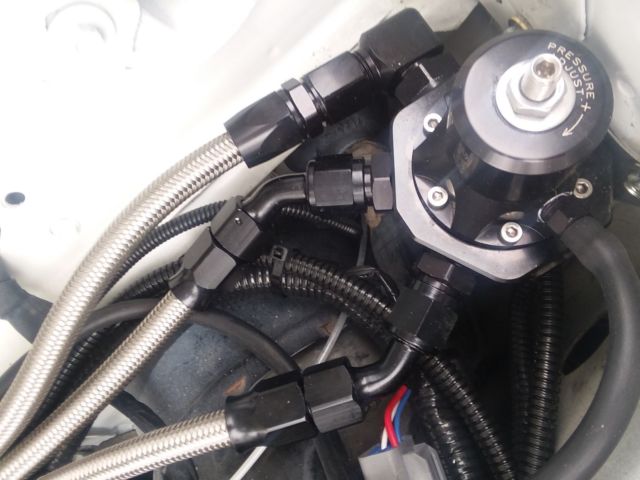 1993 White Ford Mustang Coupe