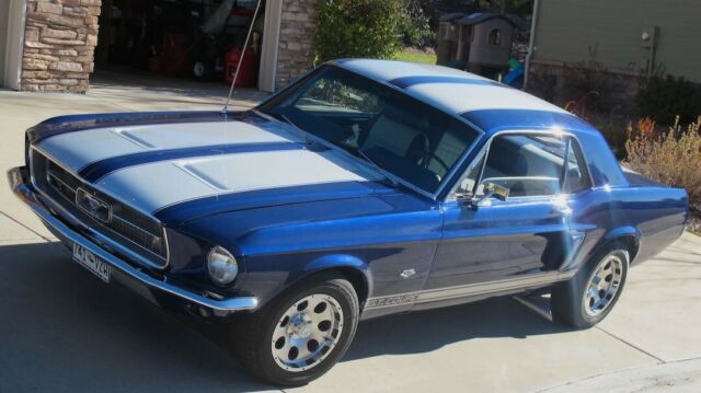 1967 Metallic Med. Blue & Silver Ford Mustang Coupe