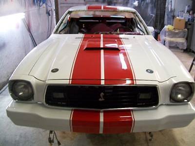 1978 White Ford Mustang Coupe
