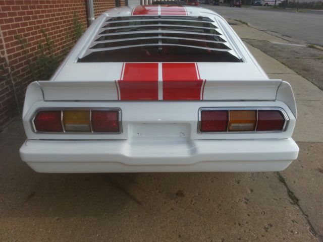 1978 White Ford Mustang Coupe