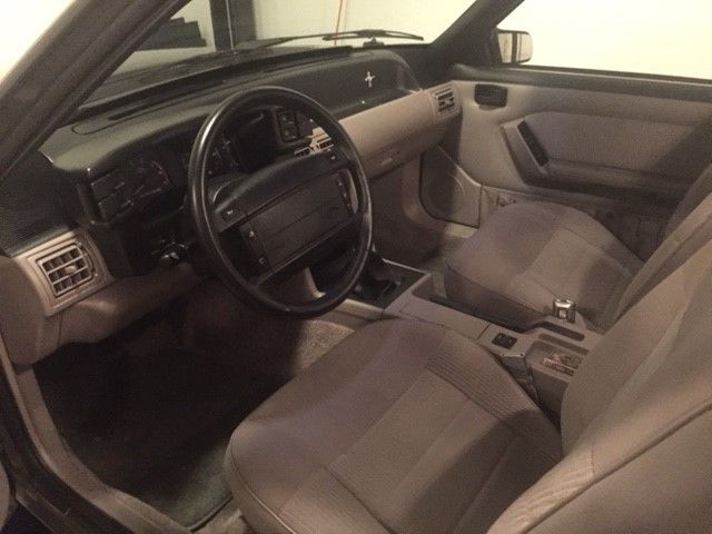 1990 Gray Ford Mustang Coupe