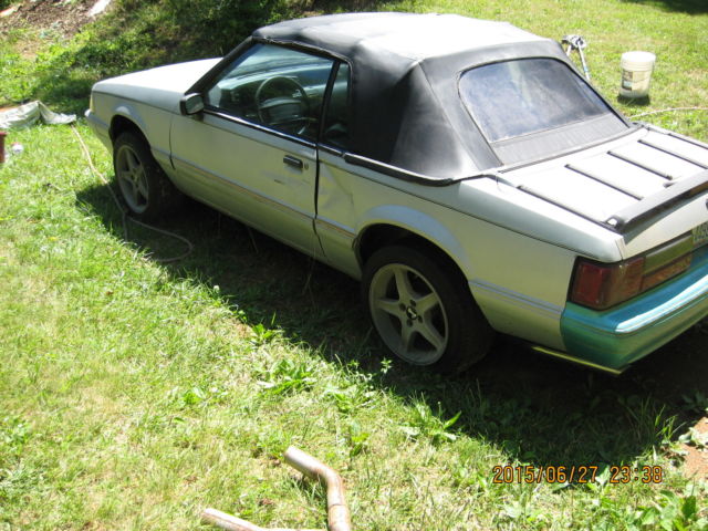 1992 Gray Ford Mustang Convertible