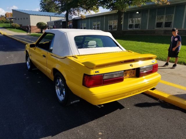 1993 Ford Mustang