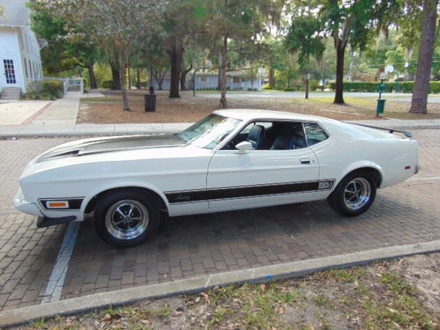 1973 Yellow Ford Mustang Coupe