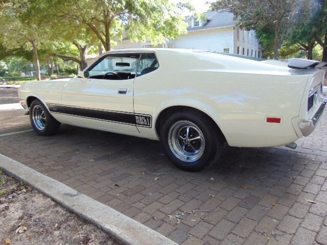 1973 Yellow Ford Mustang Coupe