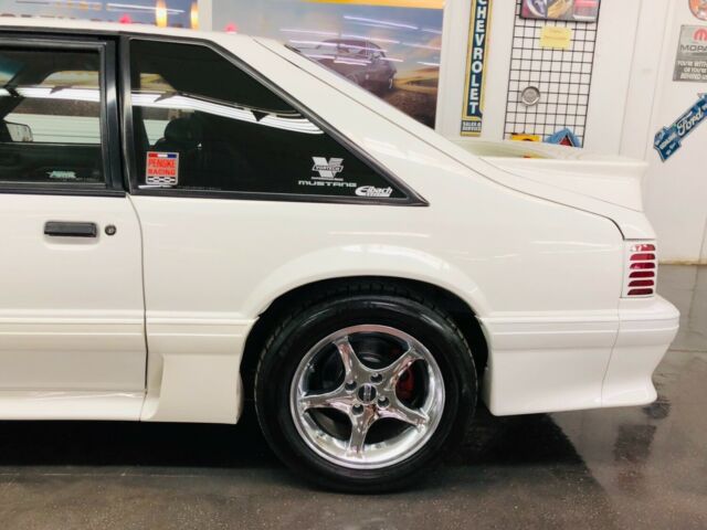 1993 White Ford Mustang Hatchback
