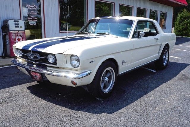 1965 White Ford Mustang --