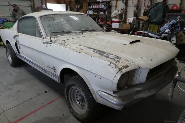 1965 -- Ford Mustang --