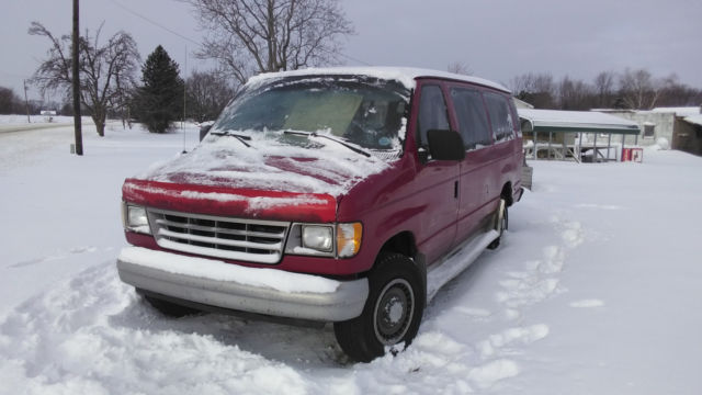 1993 Red Ford Club Wagon Van