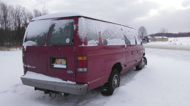 1993 Red Ford Club Wagon Van