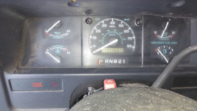 1993 Red Ford Club Wagon Van