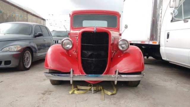 1936 Red Ford Mustang